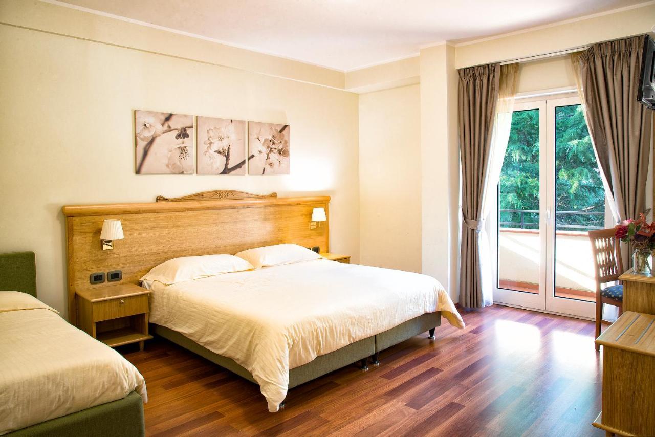Hotel Park 108 Sport&Wellness ลอริกา ภายนอก รูปภาพ