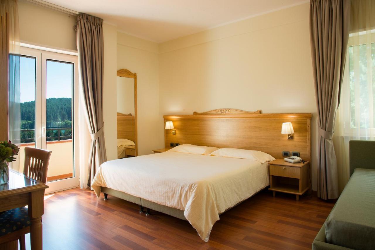 Hotel Park 108 Sport&Wellness ลอริกา ภายนอก รูปภาพ