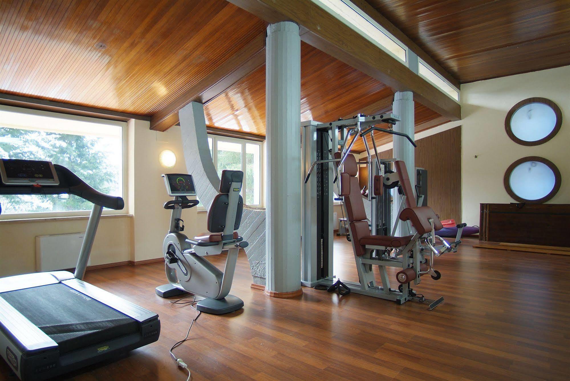 Hotel Park 108 Sport&Wellness ลอริกา ภายนอก รูปภาพ